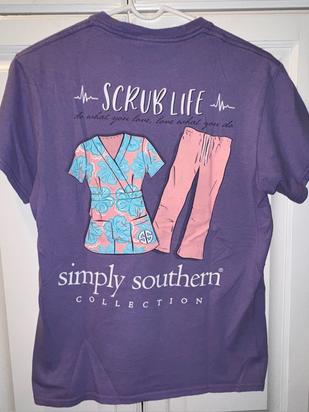 Simply Southern Scrub Life Tee Shirt Size Small